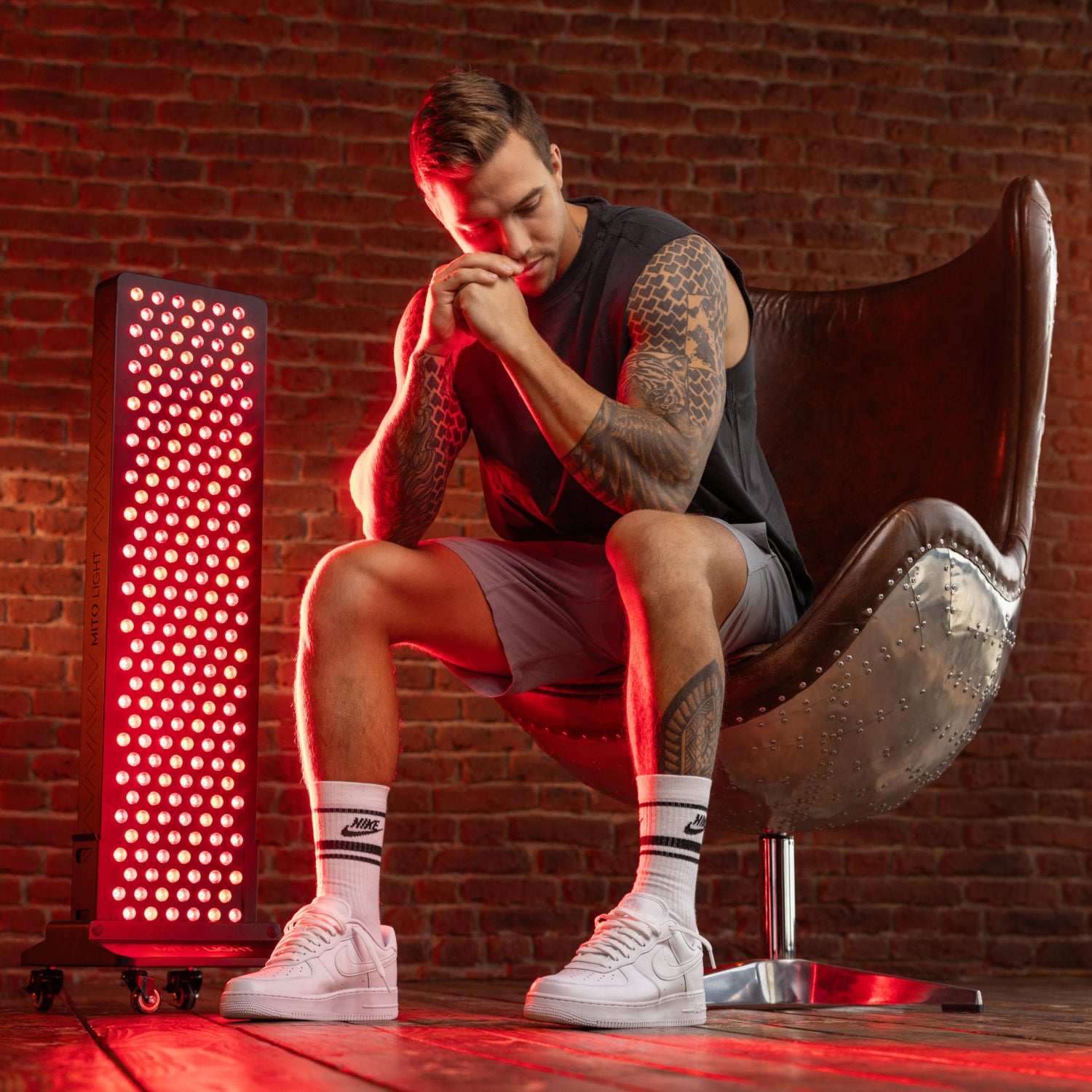 MITO LIGHT® Biohacker 4.0 punane ja lähiinfrapuna lamp